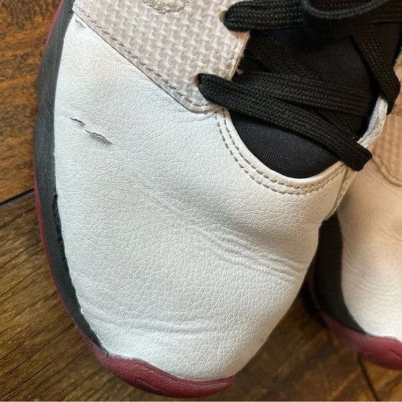 Nike Air Jordan Lift Off Men’s 10 Basketball Shoe‎ White/Black/Red AR4430-106 - Picture 6 of 12